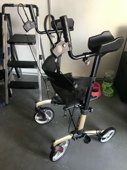 ELENKER Upright Walker New