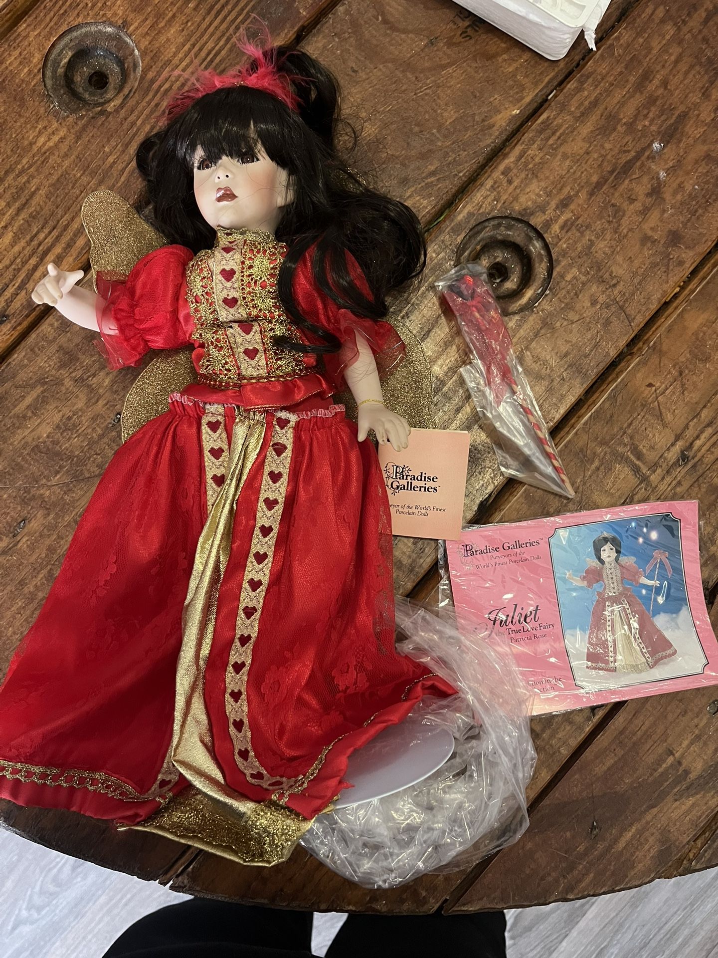 2 Vintage Porcelain Dolls Both For 20$