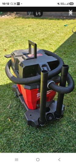 9 Gallons Milwaukee M18 Fuel Wet & Dry Shop Vac