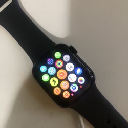 Apple Watch SE (latest Version) 