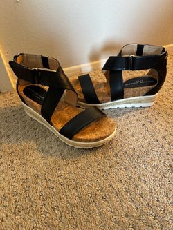 Adrienne Vittadini Sandals