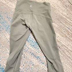 Lululemon Size 8