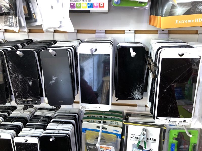 iPhone 8 Plus LCD Screen Replacement