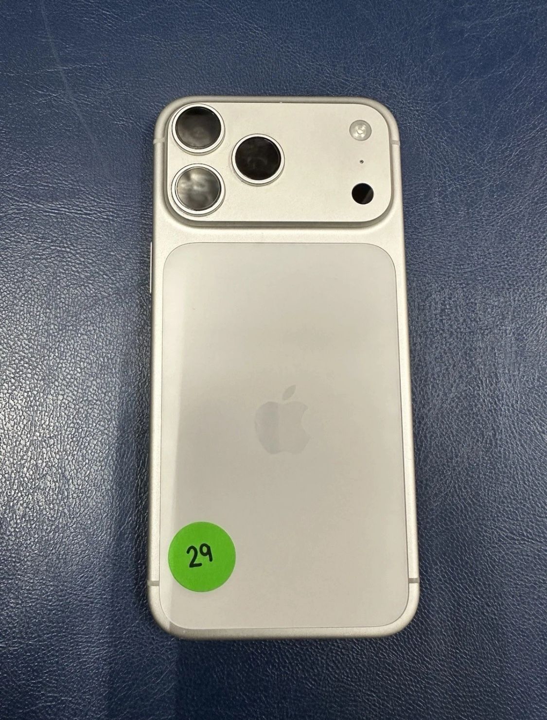 iPhone 17 Pro Max Silver 256GB Unlocked (#29)