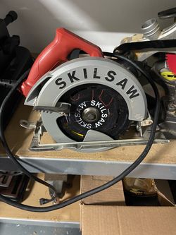 Skilsaw 15 Amp 7-1/4 Circular Saw