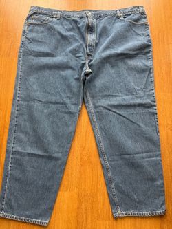 Men's Medium Wash Denim Jeans