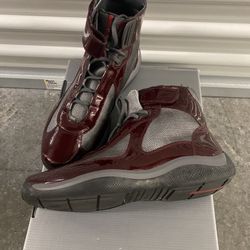 Prada America's Cup Sneakers Men's US 9 Burgundy Patent Leather High Top  This item is like new used about 10 times almost new could go for new but th
