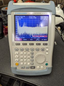R&S Rohde and Schwarz FSH3 100kHz - 3GHz Spectrum Analyzer
