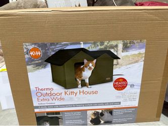 Heated Outdoor kitty house