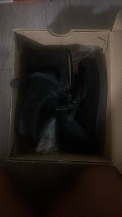 Clark’s Girls Hush puppy Shoe