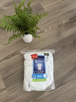 New Pack of 5 Boy T-Shirts Size XL