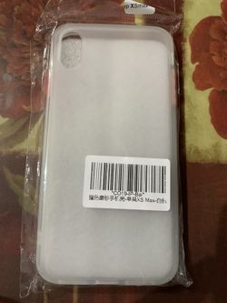 iPhone XS Max case clear/white