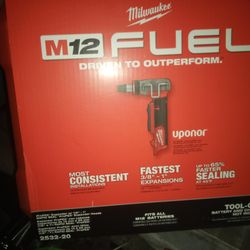 Brand New Milwaukee M12 2532-20  Tool And 3 Heads 