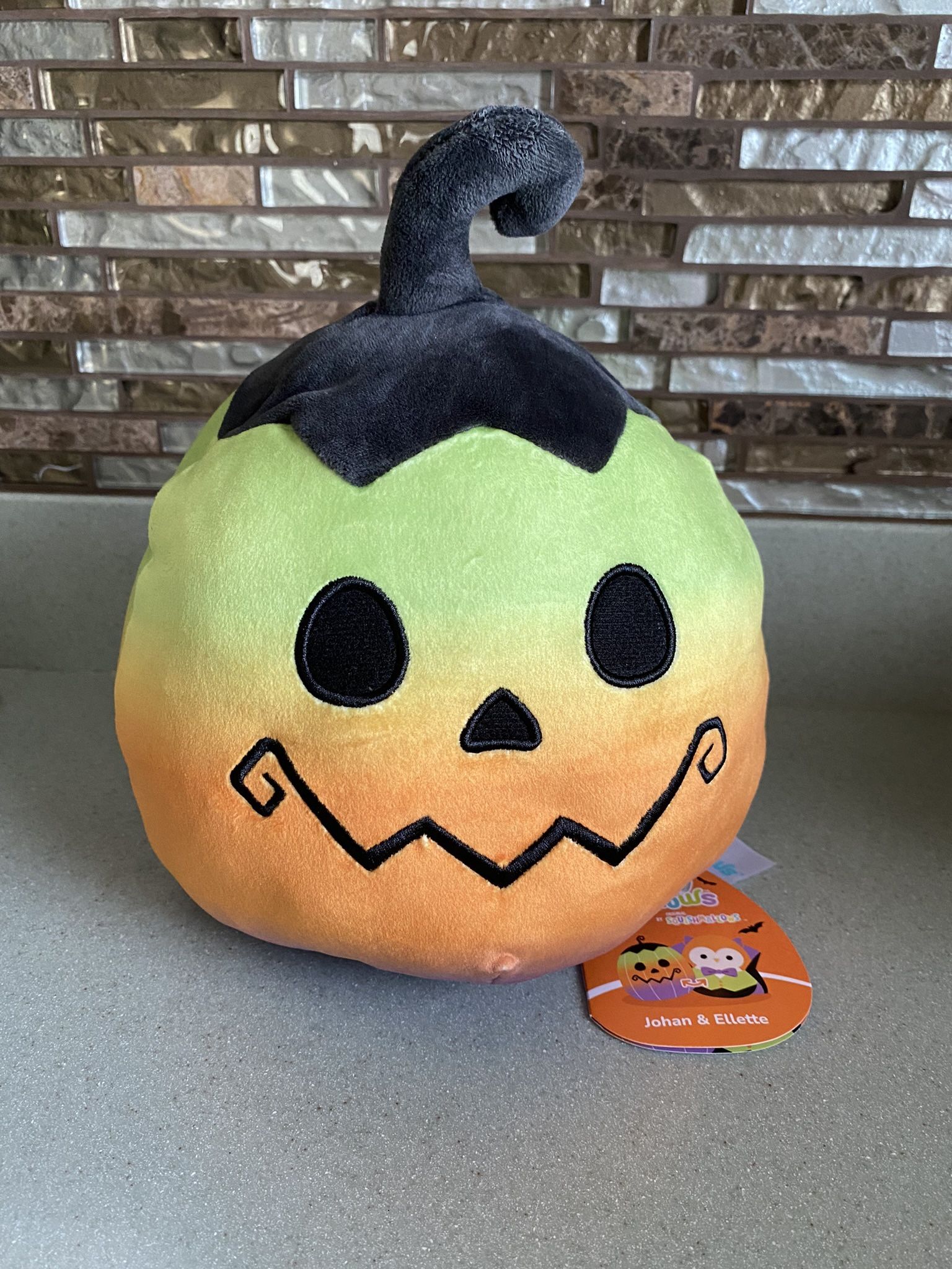 BRAND NEW 2 In 1 FLIP A MALLOWS ORIGINAL SQUISHMALLOWS