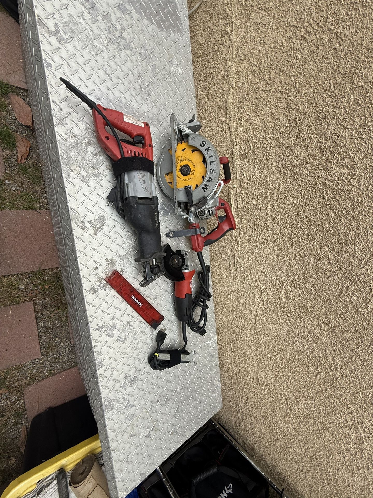 Milwaukee Tools