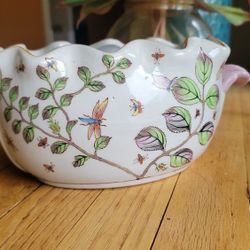 Vintage Chinese Porcelain Pot