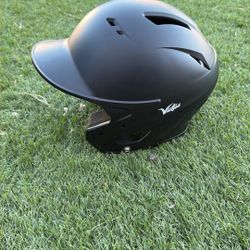 Victus Senior Helmet 