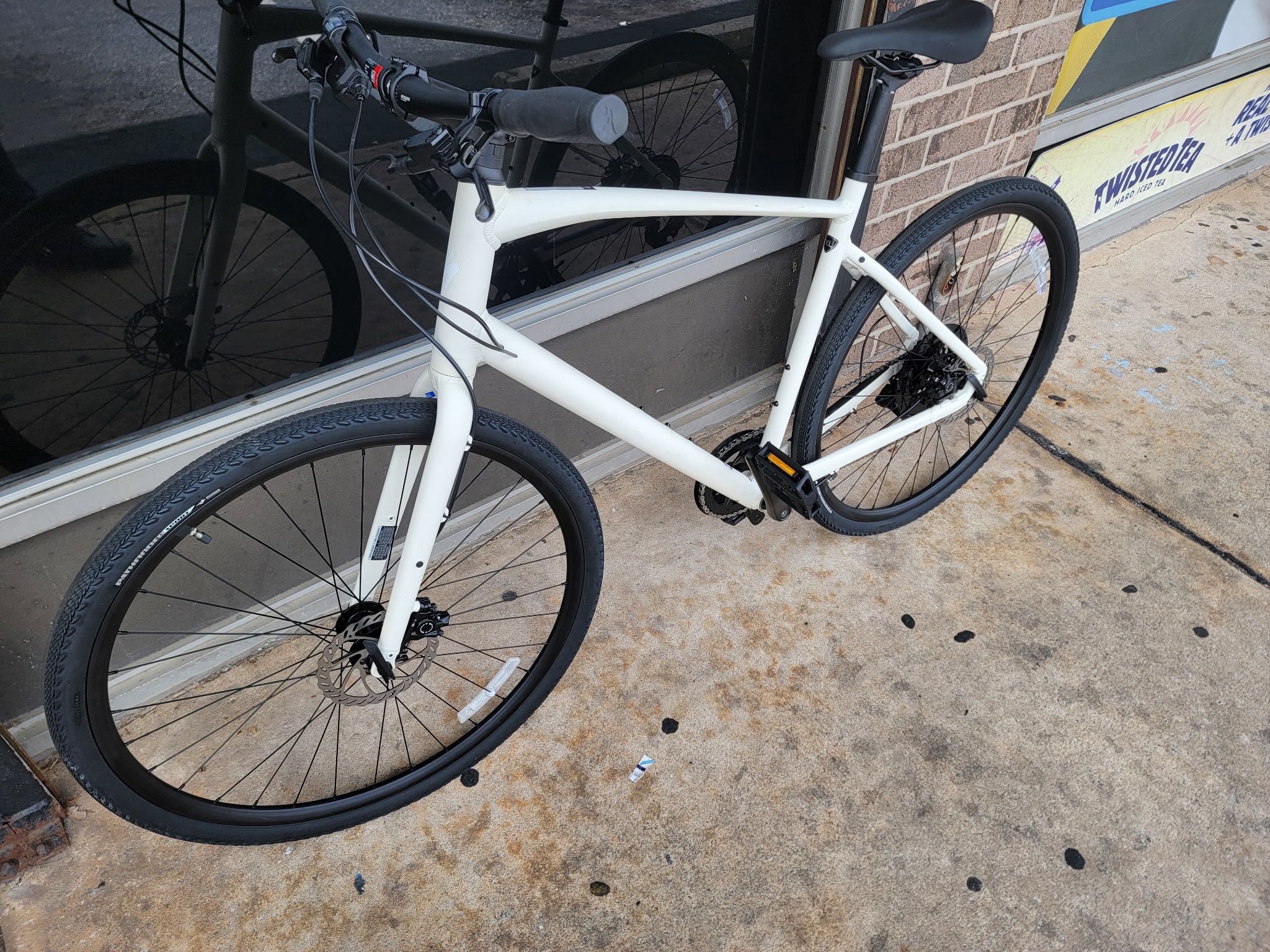 2025 Specialized Sirrus 2.0 XL 42c