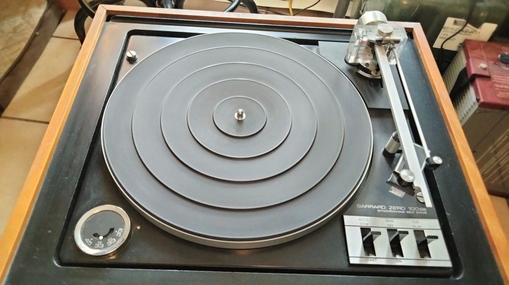 Garrard Turntable With Wooden Plinth Model ZERO 100 SB
