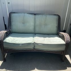 Rattan Outdoor Patio Couch W/Cushions