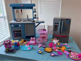 Girl toy lot
