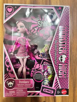 Monster High Dawn of the Dance Draculaura