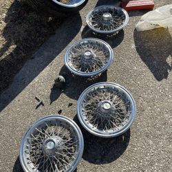 Box Chevy Caps Wheel Covers 