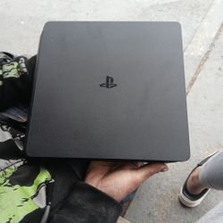 Play Station 4 