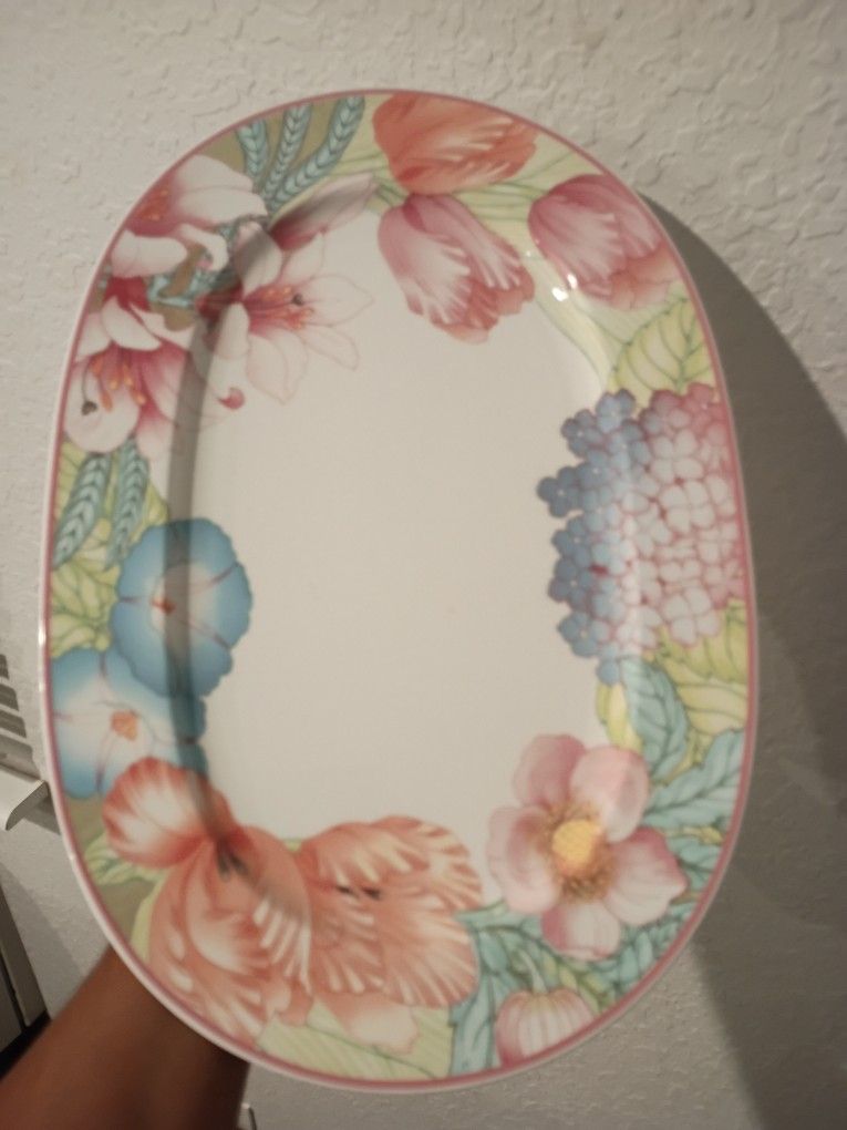 Corolla Porcelain Platter 16" Villeroy & Boch Gallo Germany
