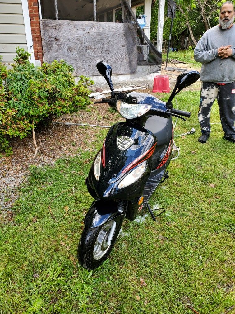 2022 Yongfu Scooter Solana Agility C