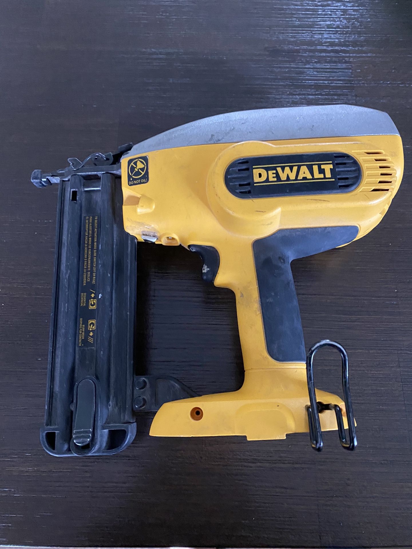 Dewalt nail gun