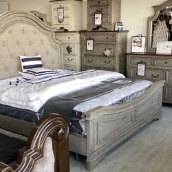 Lodenbay 4pc King Panel Bedroom Set