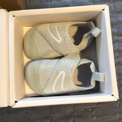 Nike Swoosh 1 Toddler Size 6c 