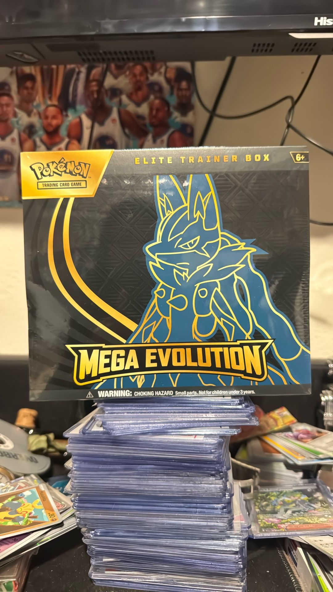 Mega Lucario Etb