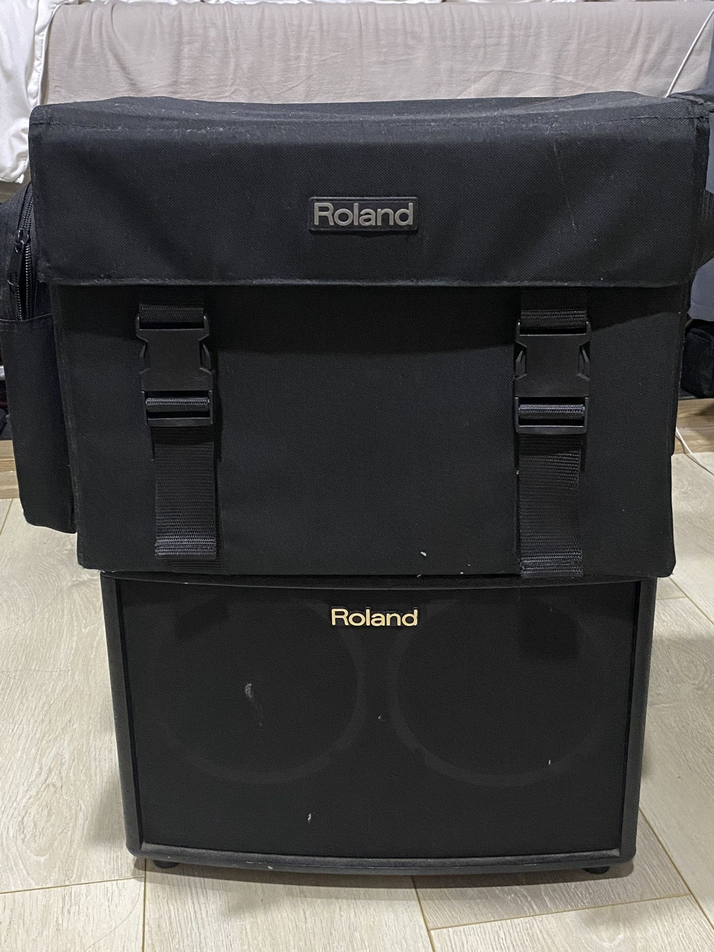 Roland Amp