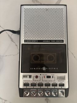 Vintage GE Cassette Tape Recorder –