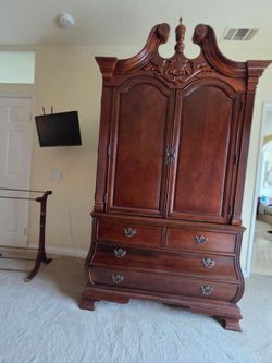 Vintage TV stand and chest drawers cherry brown