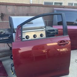 LEFT FRONT DOOR FOR 2011-2020 TOYOTA SIENNA (RED COLOR),””NO GLASS””.