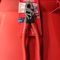 Milwaukee 9" Lineman's 