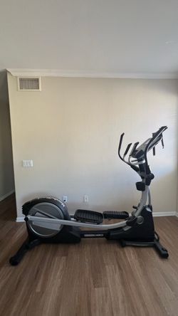 Elliptical machine - NordicTrack SpaceSaver SE9i