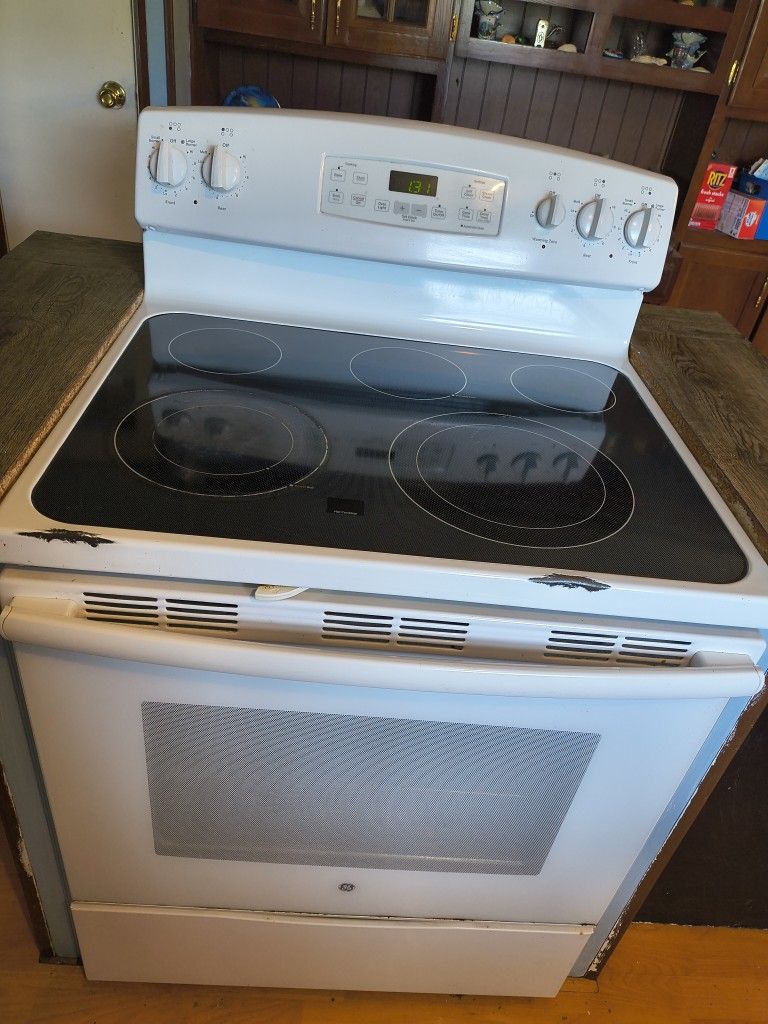 Used GE Smooth Top 5 Burner Stove