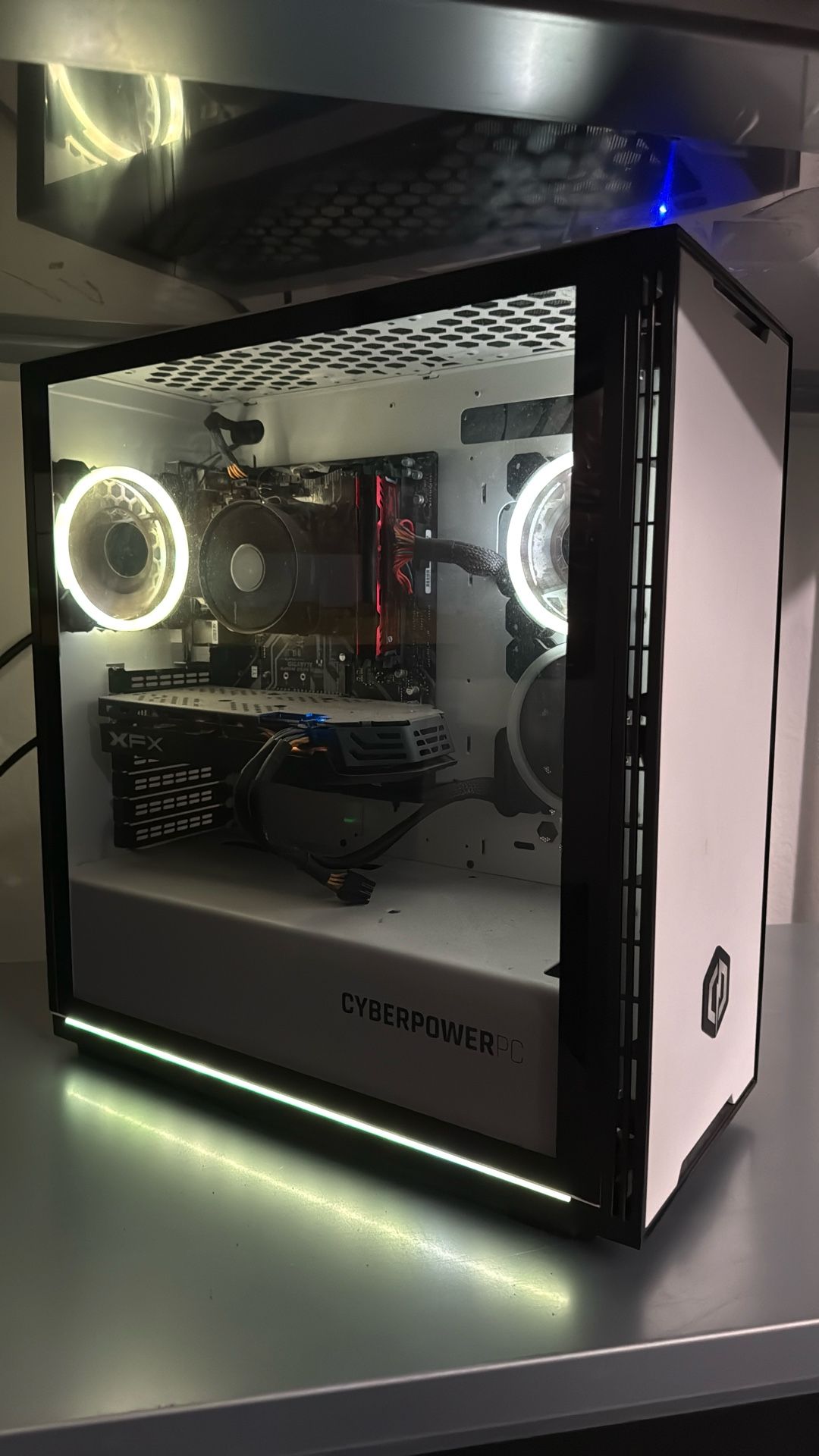 🔥 CyberPowerPC Ryzen 7 Gaming Rig – RX 580 / 2TB SSD / 16GB RAM – $250 FIRM 💥 