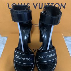 👠Authentic Louis Vuitton Star Trail Patent Leather Sandal In Black LIKE BRAND NEW !! 100% ORIGINAL!!!