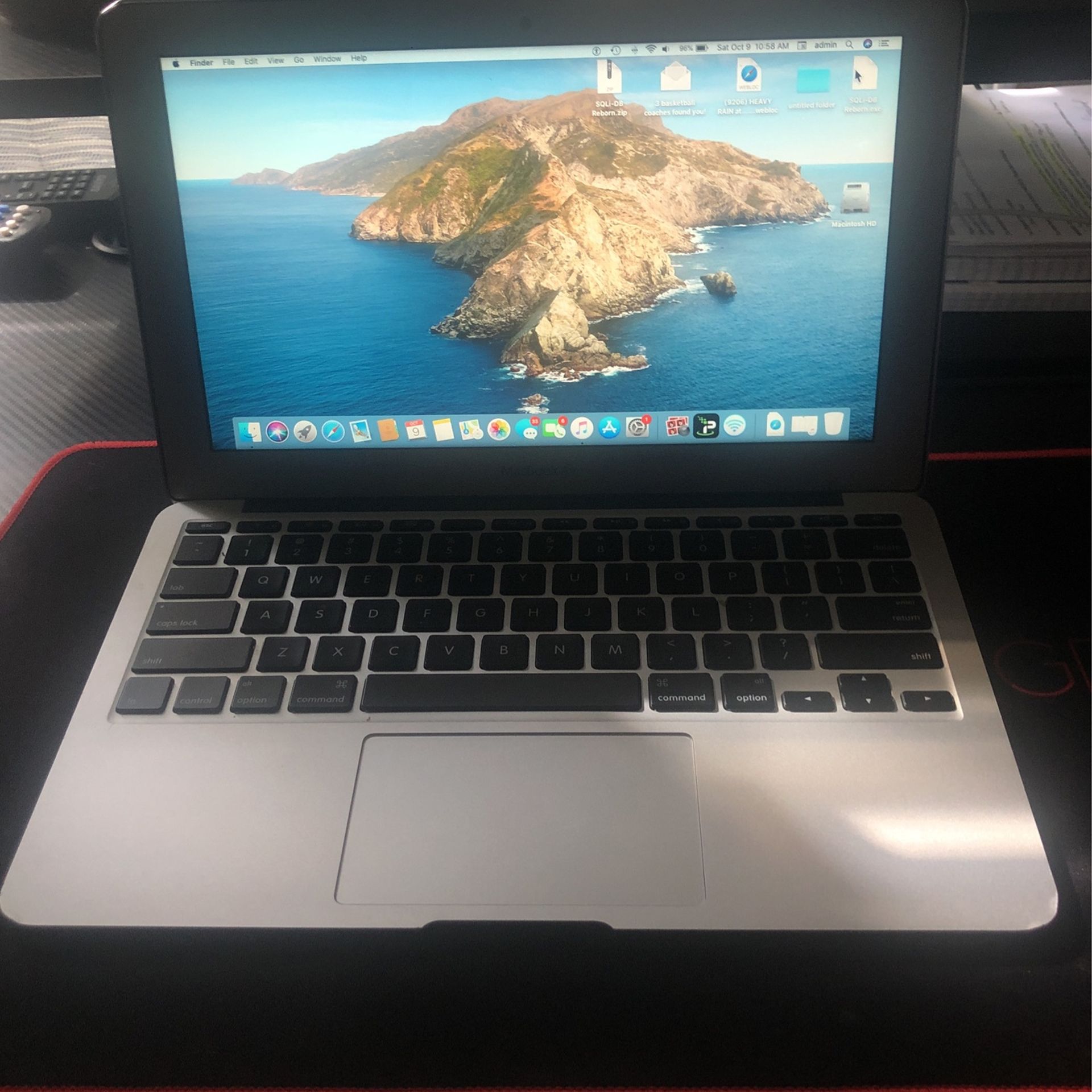13’ 2015 Apple MacBook