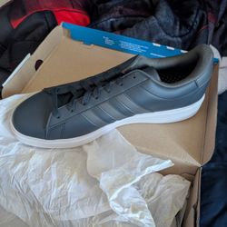men's Adidas size 13m brand new with box
