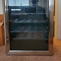 Wine Cooler Vinotemp 28-bottle Wine Cellar Cooler