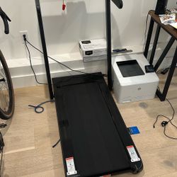 Walking treadmill