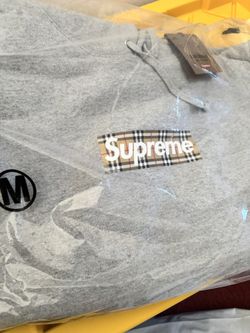 Supreme North Face, Burberry, Bogos, Shoulder Bag And More