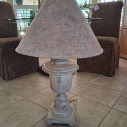 White Washed Urn Lamp 