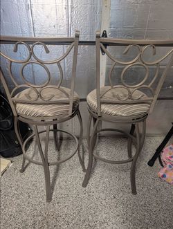 Excellent stools